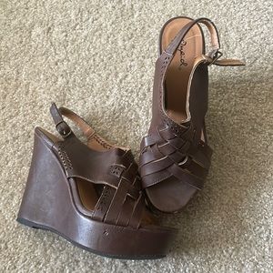 Qupid women’s shoes size 8